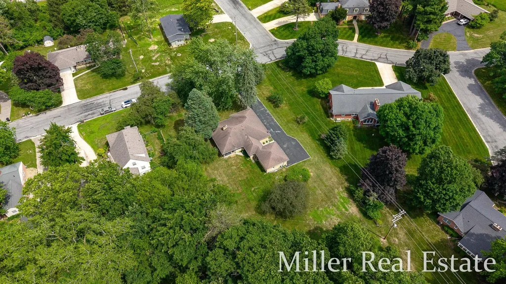 1140 David Drive Hastings City MI 49058