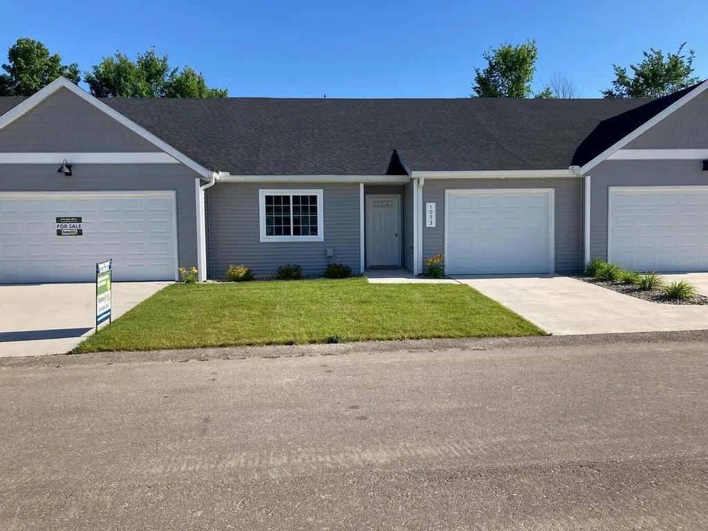 4293 Highpoint Drive Leighton Township MI 49348