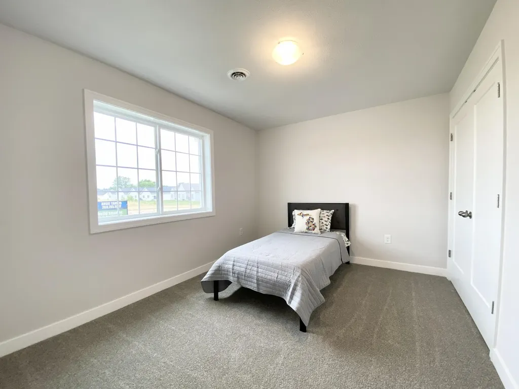 4293 Highpoint Drive Leighton Township MI 49348