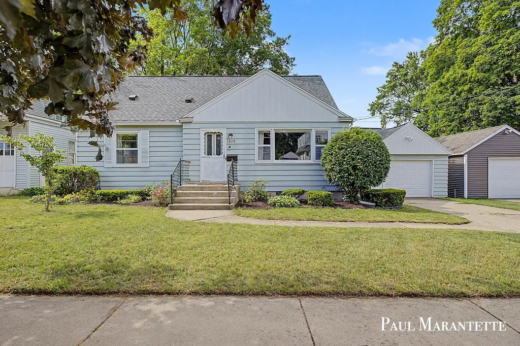 1028 Dorroll Street NE Grand Rapids City MI 49505