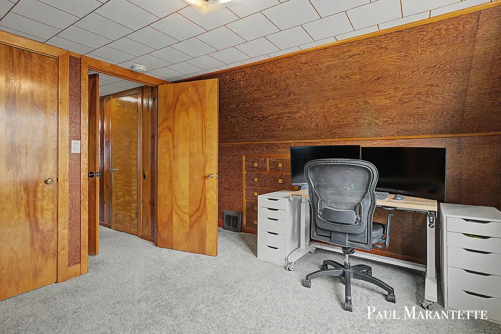 1028 Dorroll Street NE Grand Rapids City MI 49505