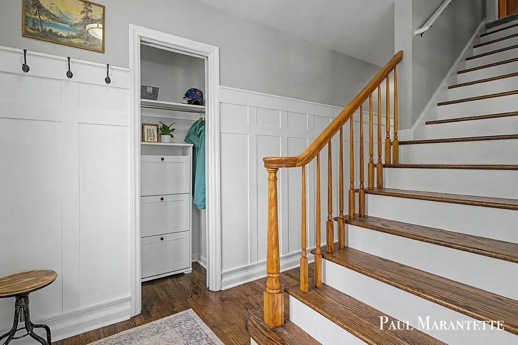 1028 Dorroll Street NE Grand Rapids City MI 49505