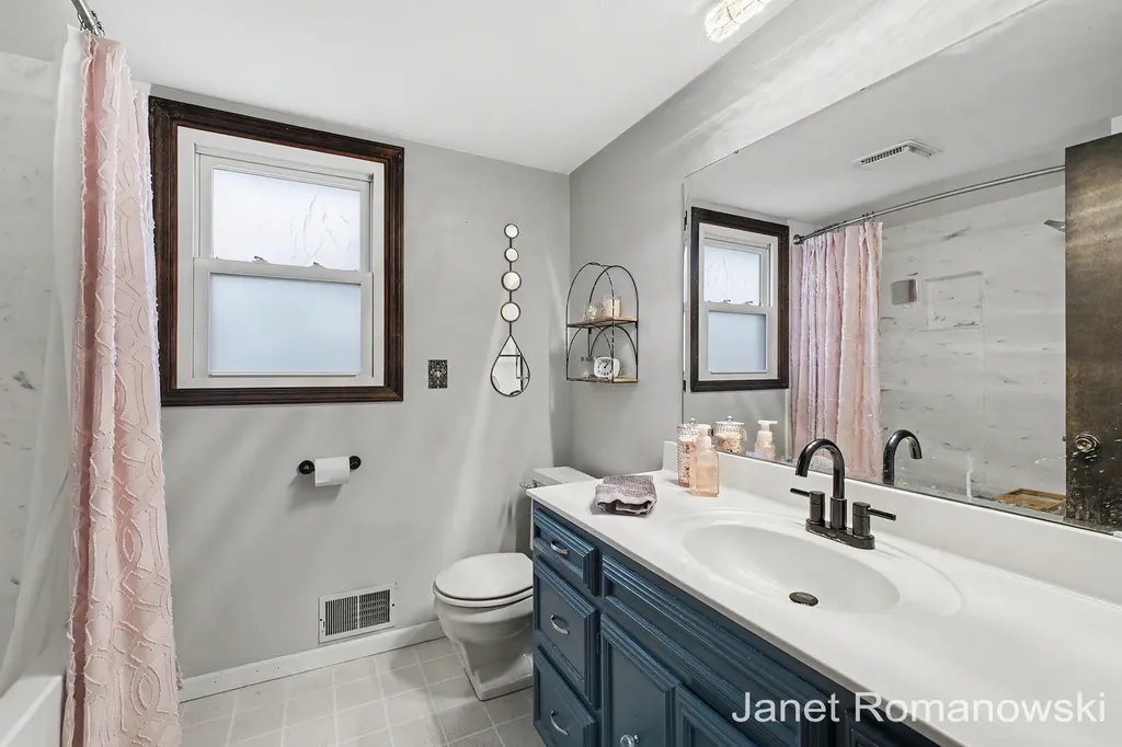 1789 Pleasantwood Drive Georgetown Charter Township MI 49428