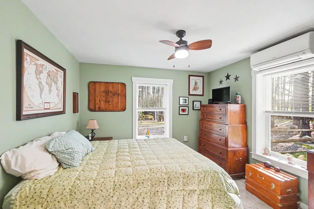 22032 Pine Valley Drive Burdell Township MI 49688