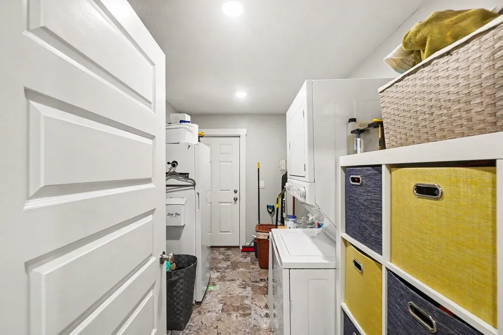 22032 Pine Valley Drive Burdell Township MI 49688