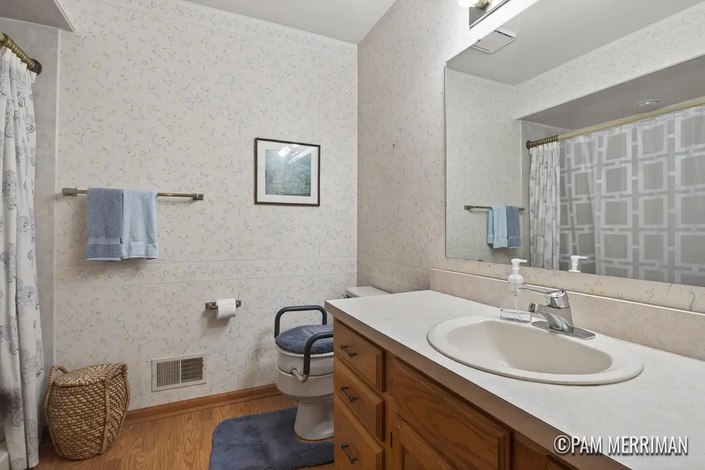 6733 Leisure Way Drive SE Gaines Charter Township MI 49316