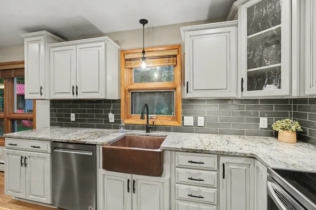 6069 Stout Creek Avenue NE Cannon Township MI 49306