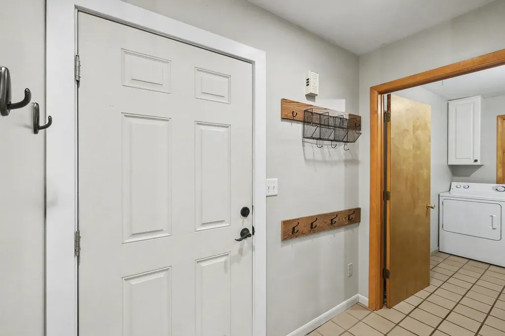 6069 Stout Creek Avenue NE Cannon Township MI 49306
