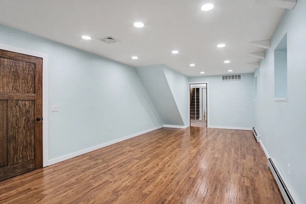 6069 Stout Creek Avenue NE Cannon Township MI 49306