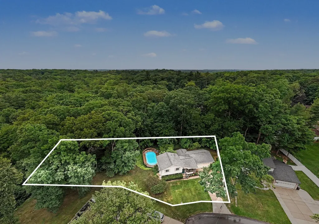 4818 Kittery Drive NW Alpine Township MI 49321