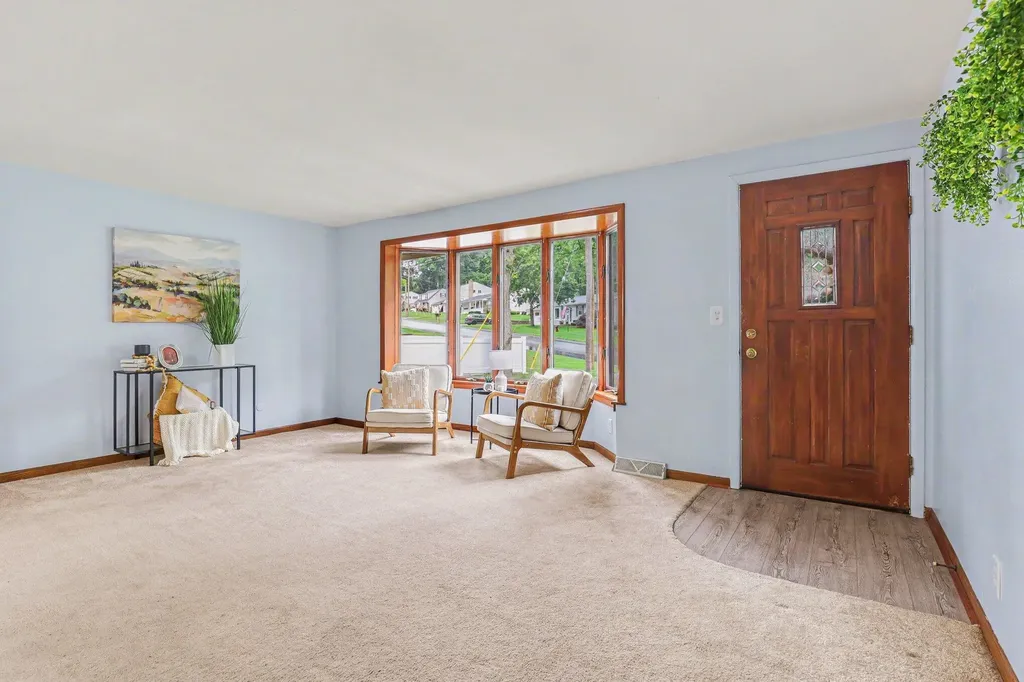 4818 Kittery Drive NW Alpine Township MI 49321
