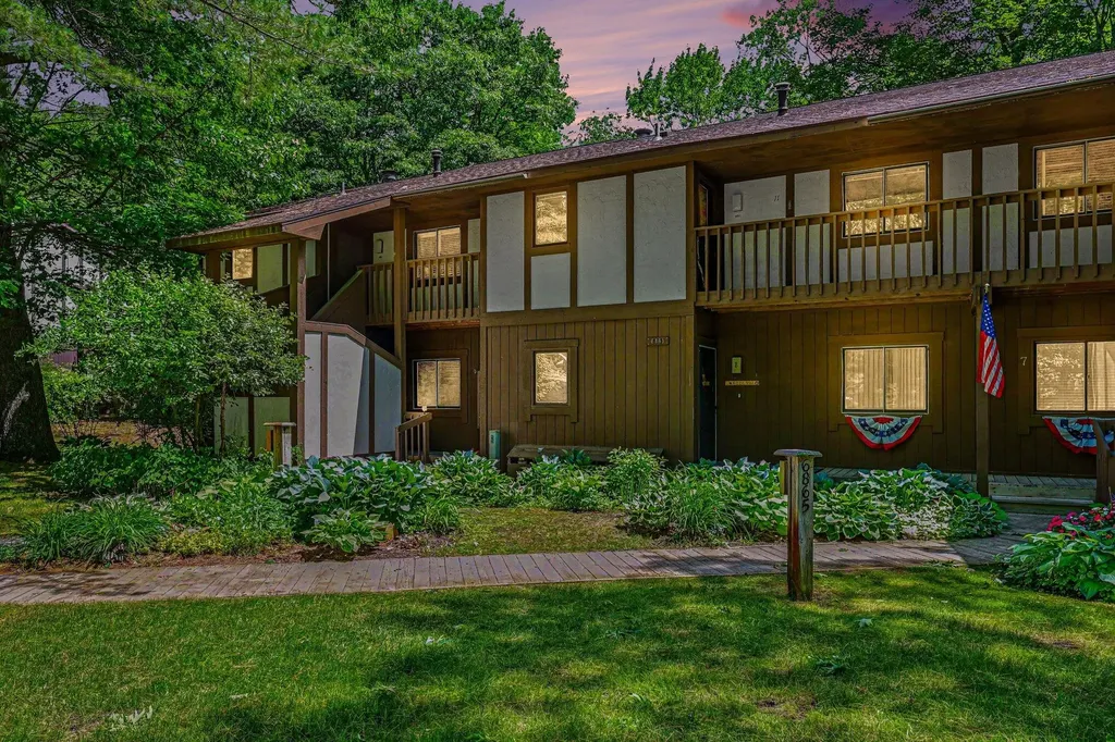 6865 Pinebrook Drive Custer Township MI 49615