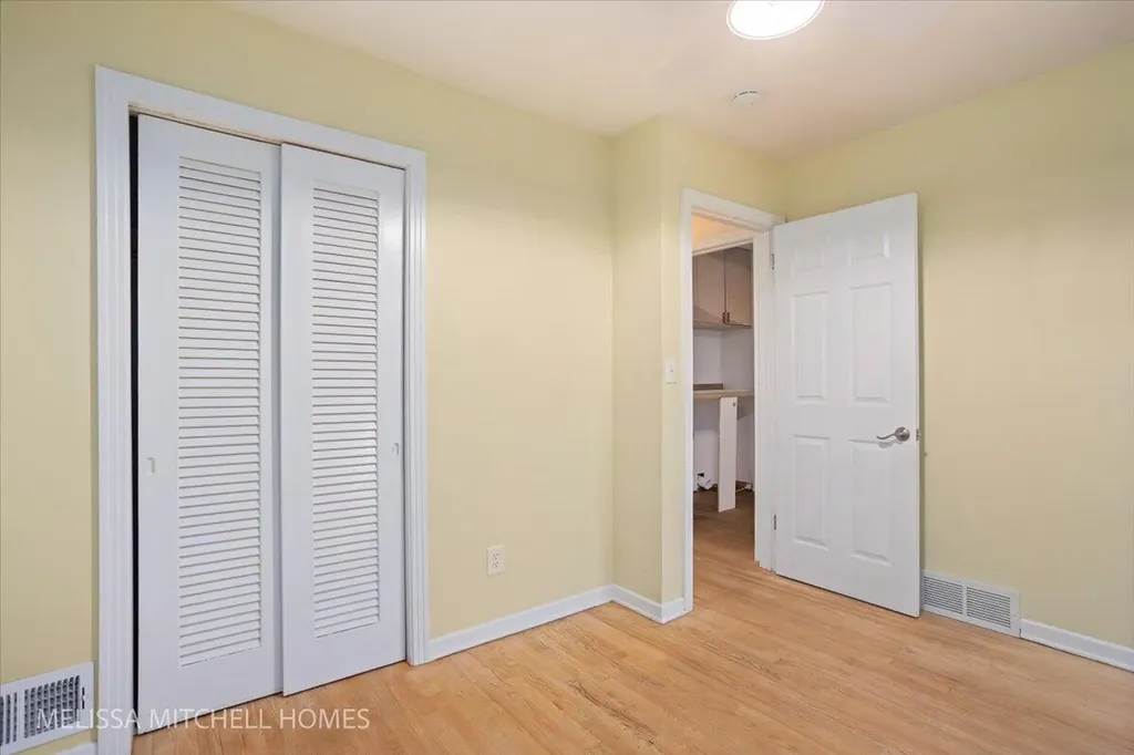 2631 Richards Drive SE East Grand Rapids City MI 49506