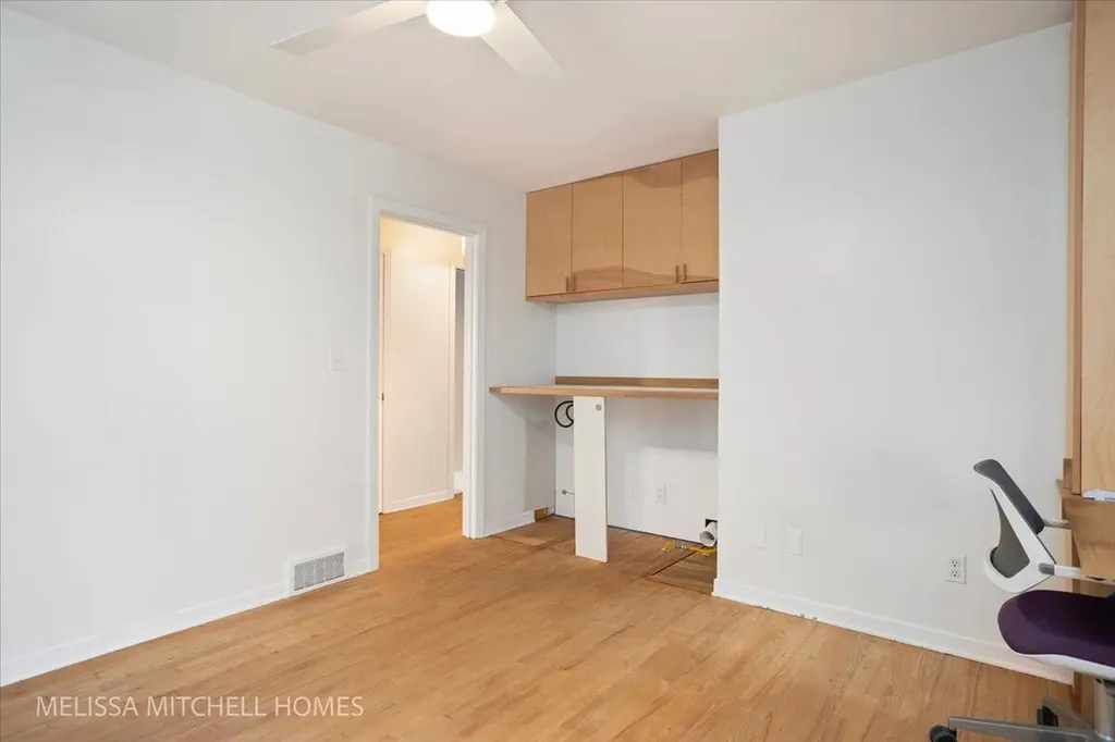 2631 Richards Drive SE East Grand Rapids City MI 49506