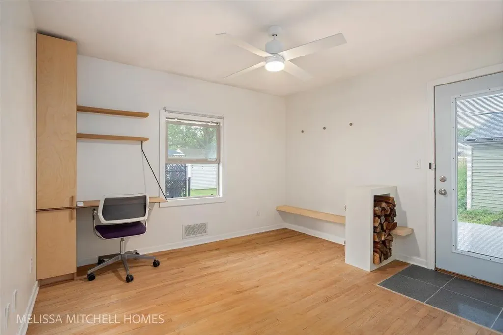 2631 Richards Drive SE East Grand Rapids City MI 49506