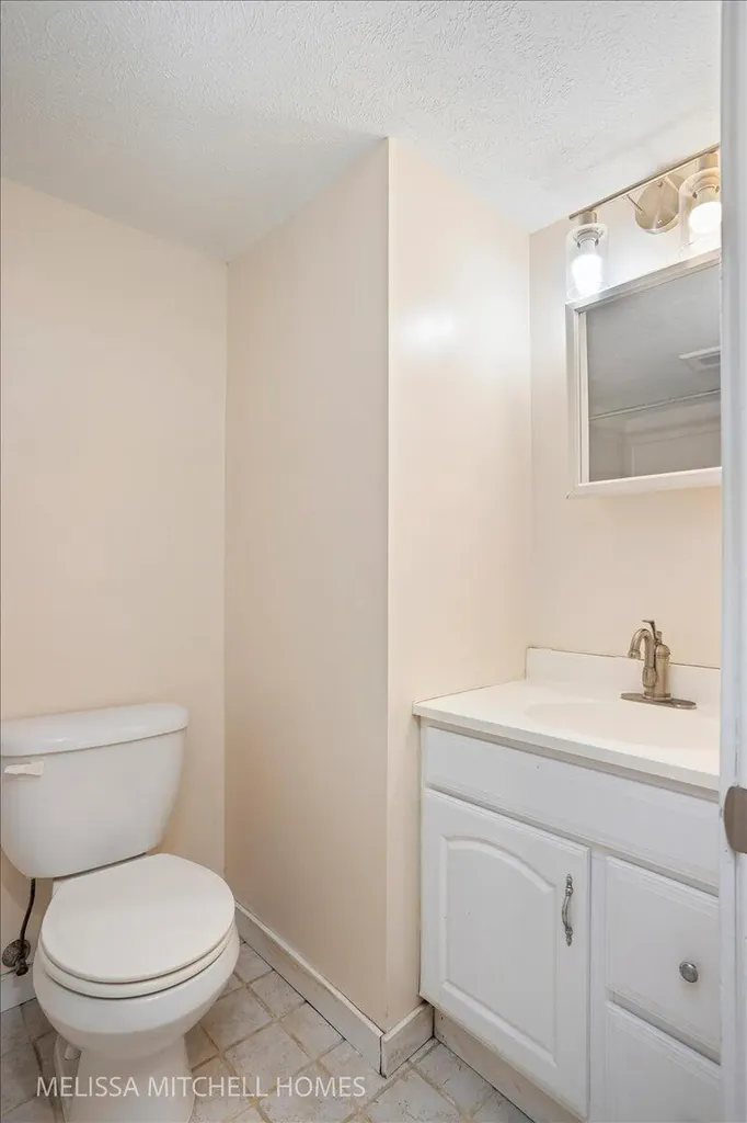 2631 Richards Drive SE East Grand Rapids City MI 49506