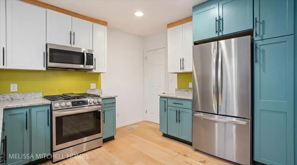 2631 Richards Drive SE East Grand Rapids City MI 49506