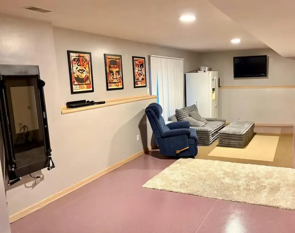 4503 Shiloh Pines SE Kentwood City MI 49546