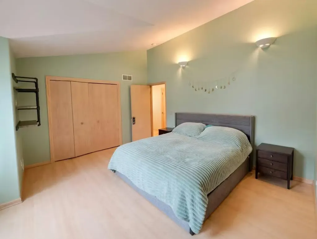 4503 Shiloh Pines SE Kentwood City MI 49546