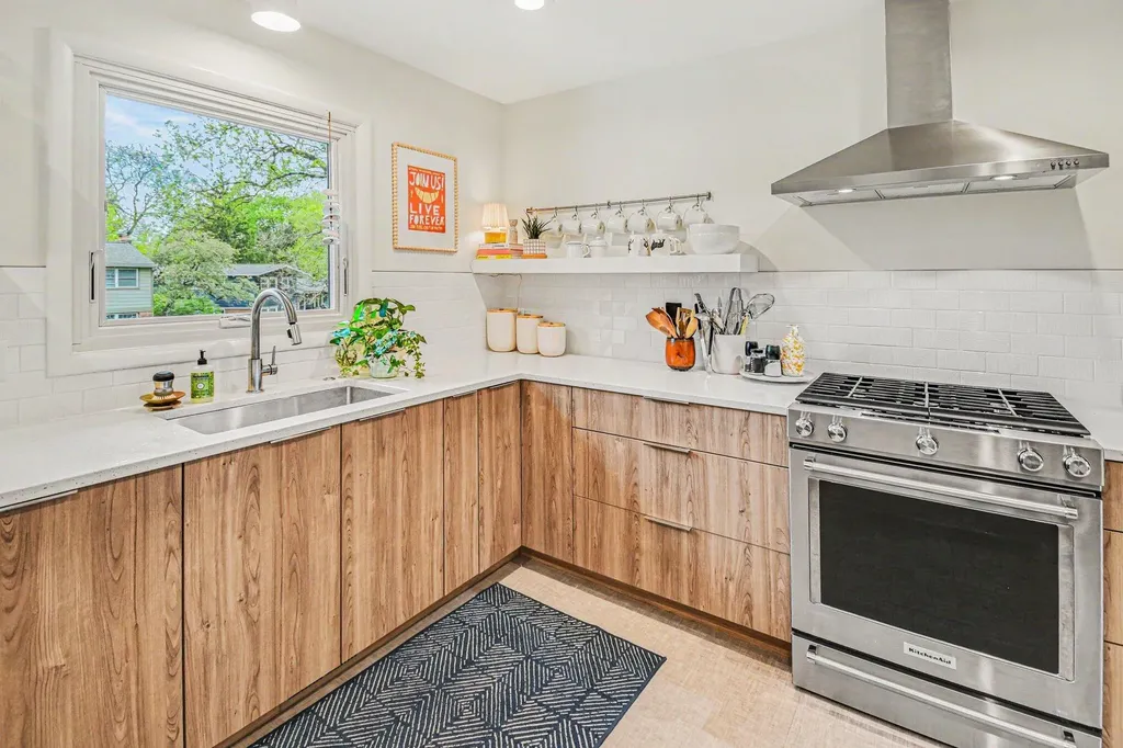 2235 Boston Street SE East Grand Rapids City MI 49506