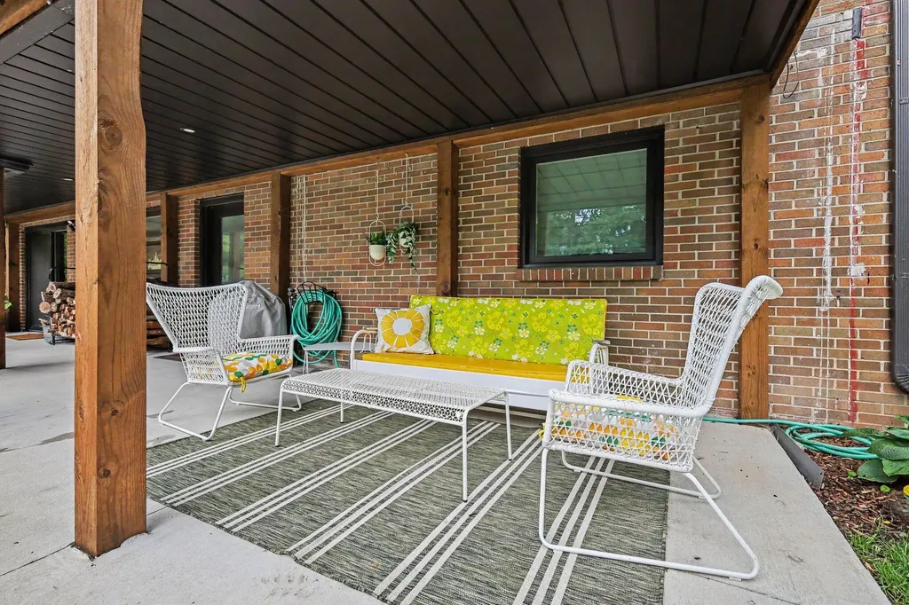 2235 Boston Street SE East Grand Rapids City MI 49506