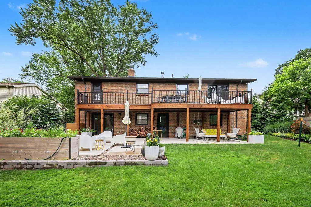 2235 Boston Street SE East Grand Rapids City MI 49506