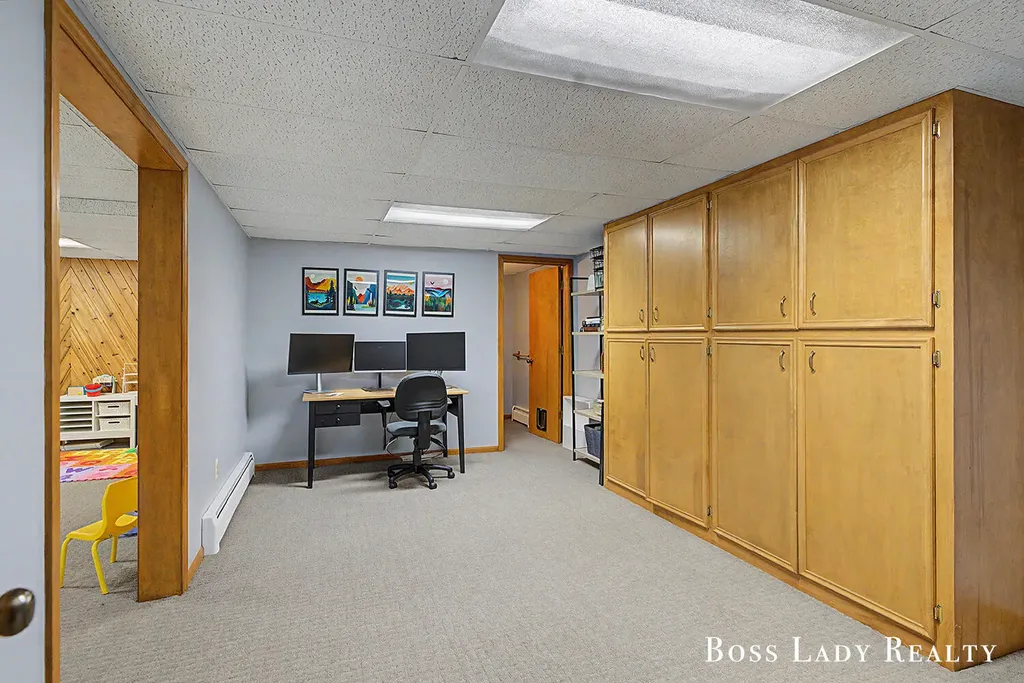3729 Omaha Drive SW Grandville City MI 49418