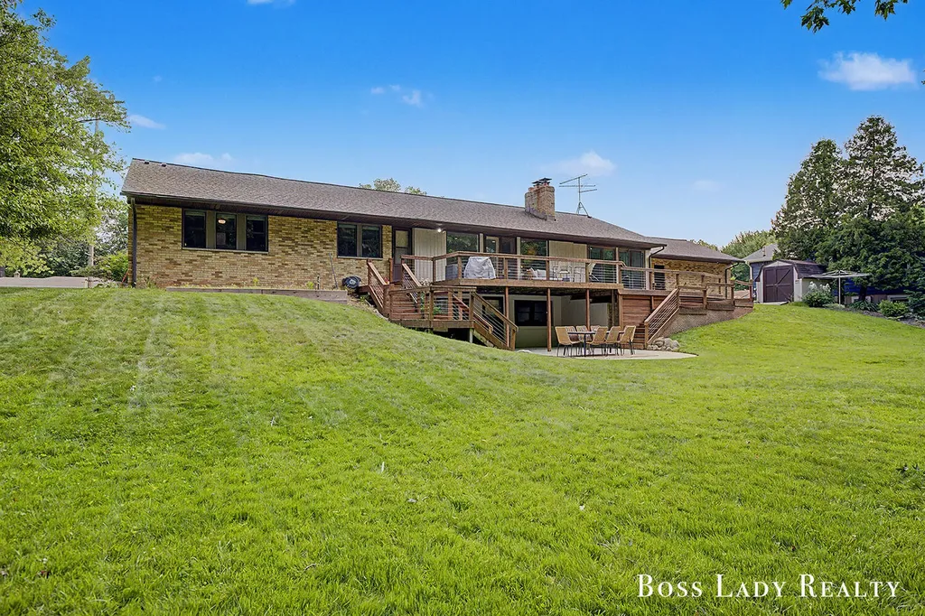 3729 Omaha Drive SW Grandville City MI 49418