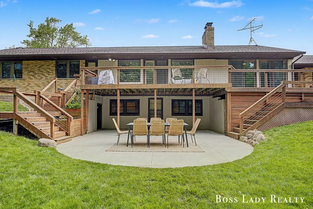 3729 Omaha Drive SW Grandville City MI 49418
