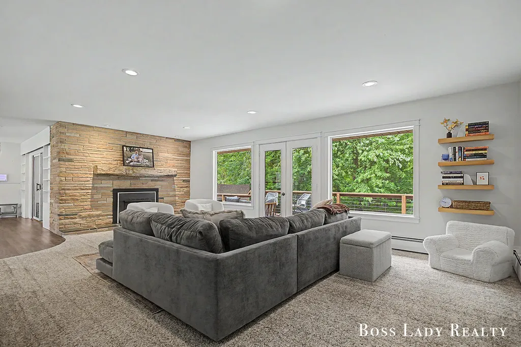 3729 Omaha Drive SW Grandville City MI 49418
