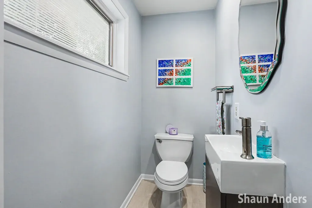 2627 Hall Street SE East Grand Rapids City MI 49506