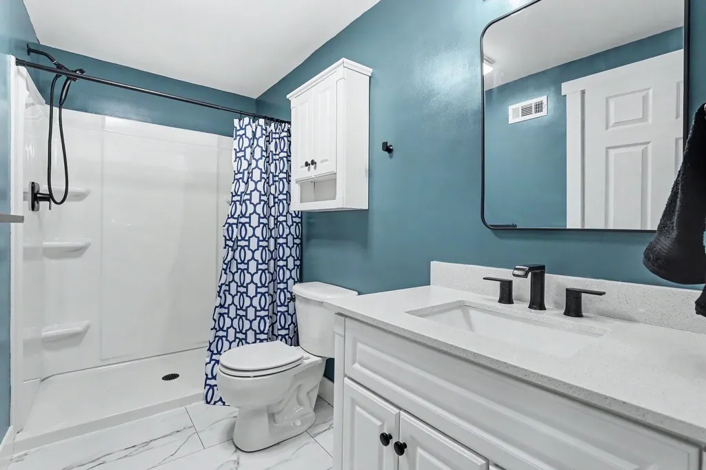 1725 Kreft Street NE Grand Rapids Charter Township MI 49525