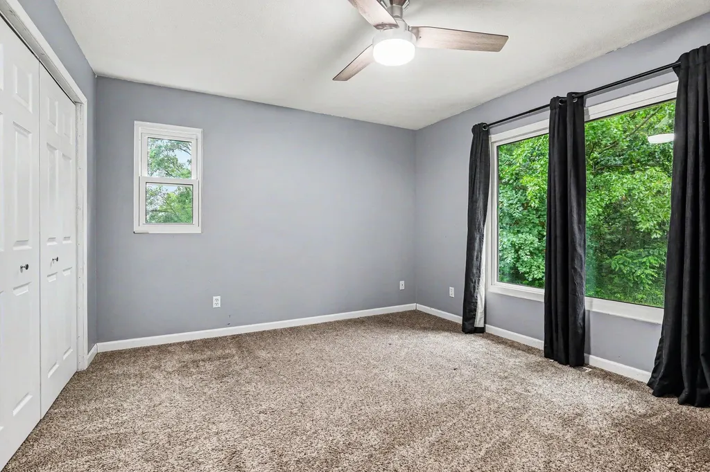 1725 Kreft Street NE Grand Rapids Charter Township MI 49525