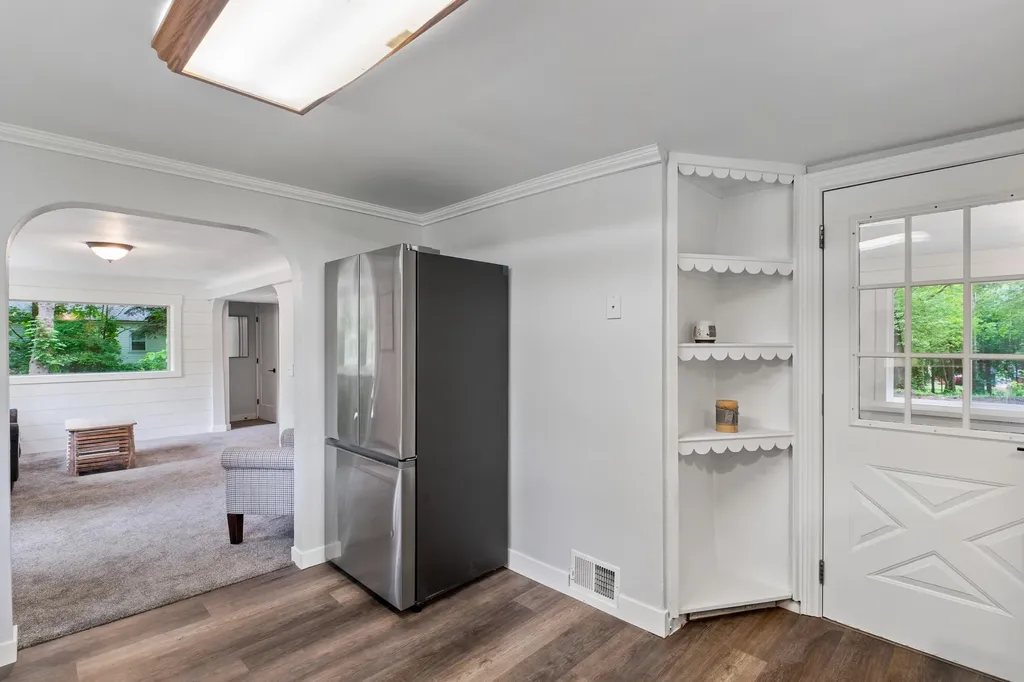 1030 Harding Street NW Walker City MI 49544