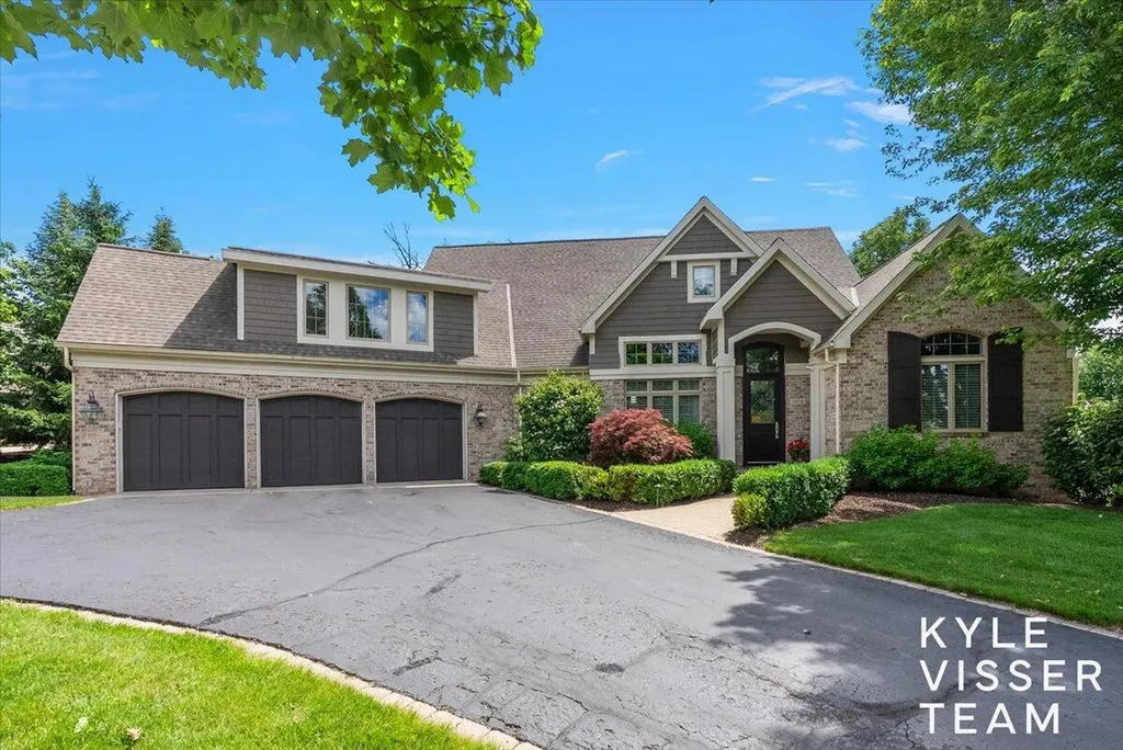5650 E Watermark Court SE Cascade Charter Township MI 49546