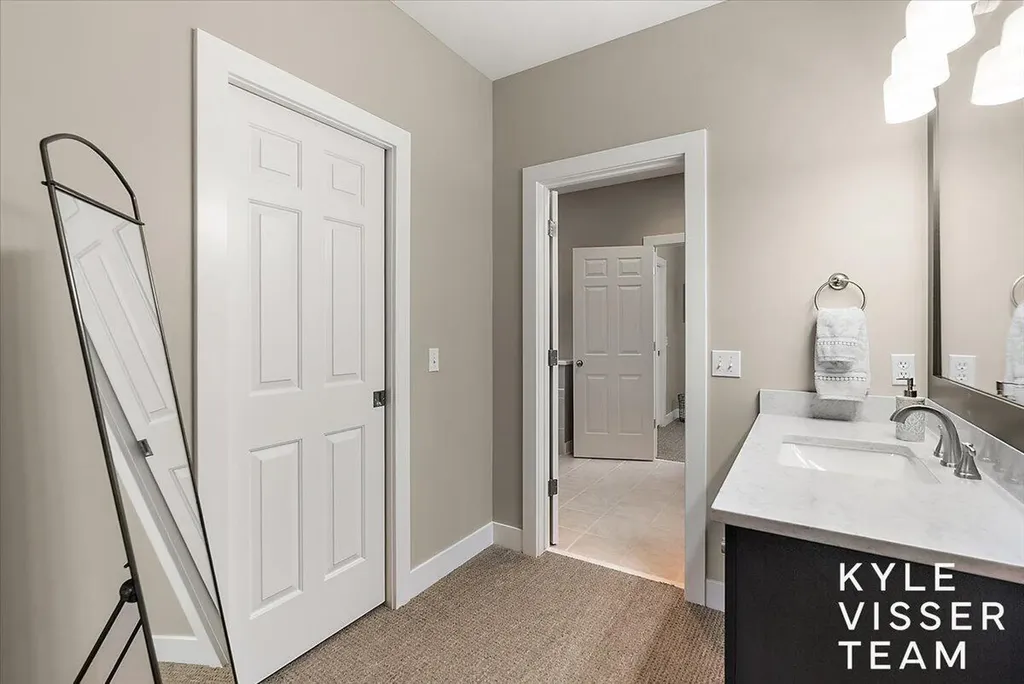 5650 E Watermark Court SE Cascade Charter Township MI 49546