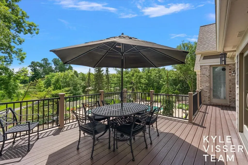 5650 E Watermark Court SE Cascade Charter Township MI 49546