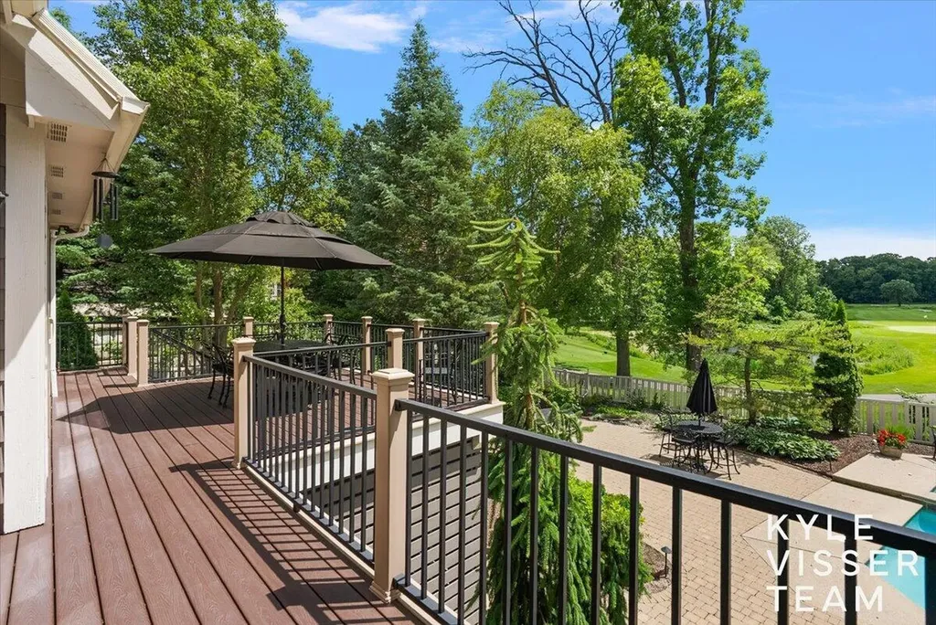 5650 E Watermark Court SE Cascade Charter Township MI 49546