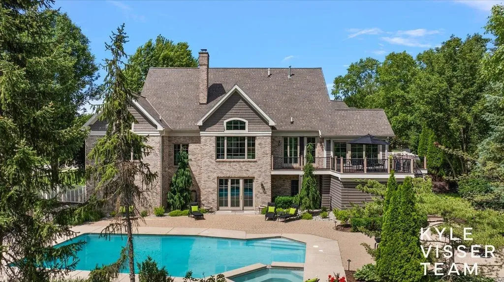5650 E Watermark Court SE Cascade Charter Township MI 49546