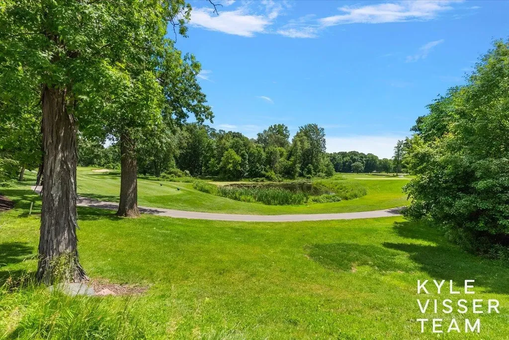 5650 E Watermark Court SE Cascade Charter Township MI 49546