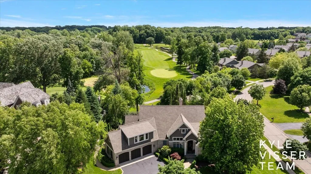 5650 E Watermark Court SE Cascade Charter Township MI 49546