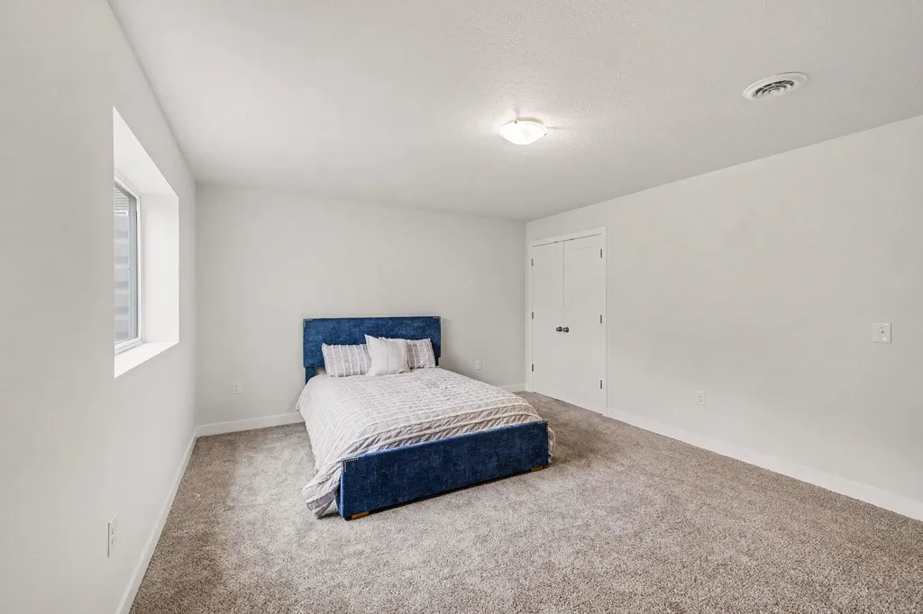 5493 Rose Ridge Court NE Cannon Township MI 49341