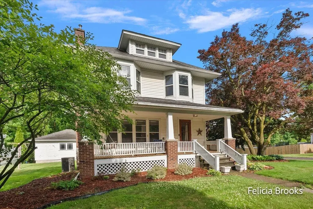 929 S Jefferson Street Hastings City MI 49058