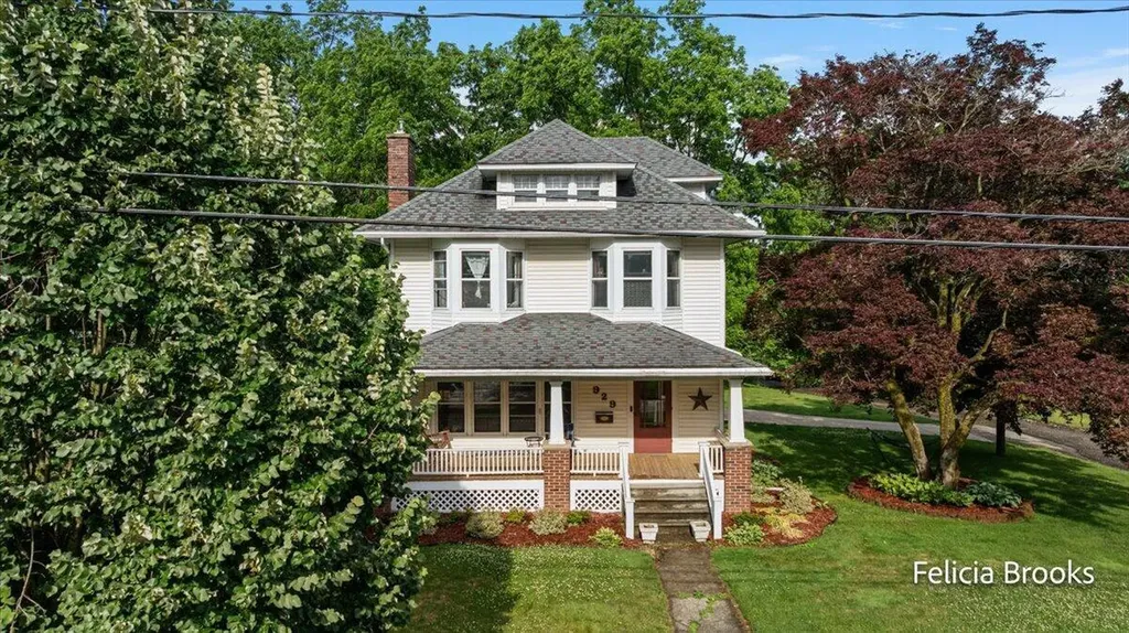 929 S Jefferson Street Hastings City MI 49058