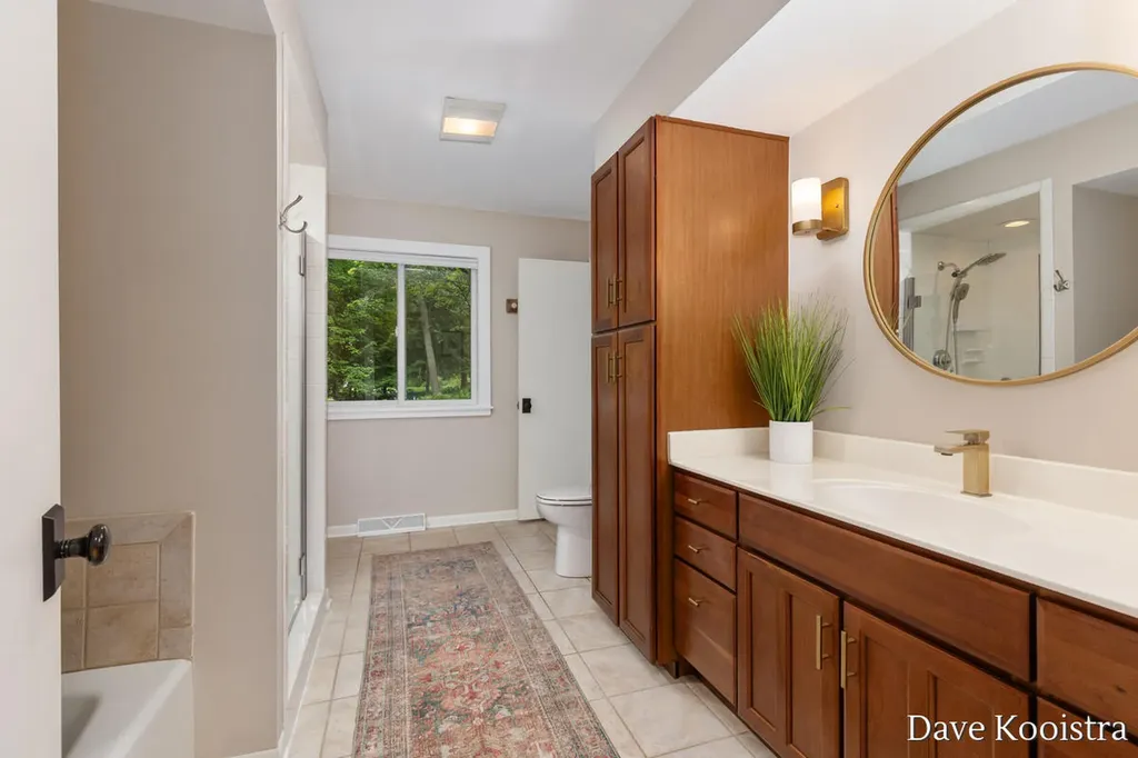 2480 Burton Woods Court SE Cascade Charter Township MI 49546