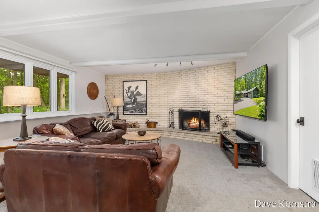 2480 Burton Woods Court SE Cascade Charter Township MI 49546
