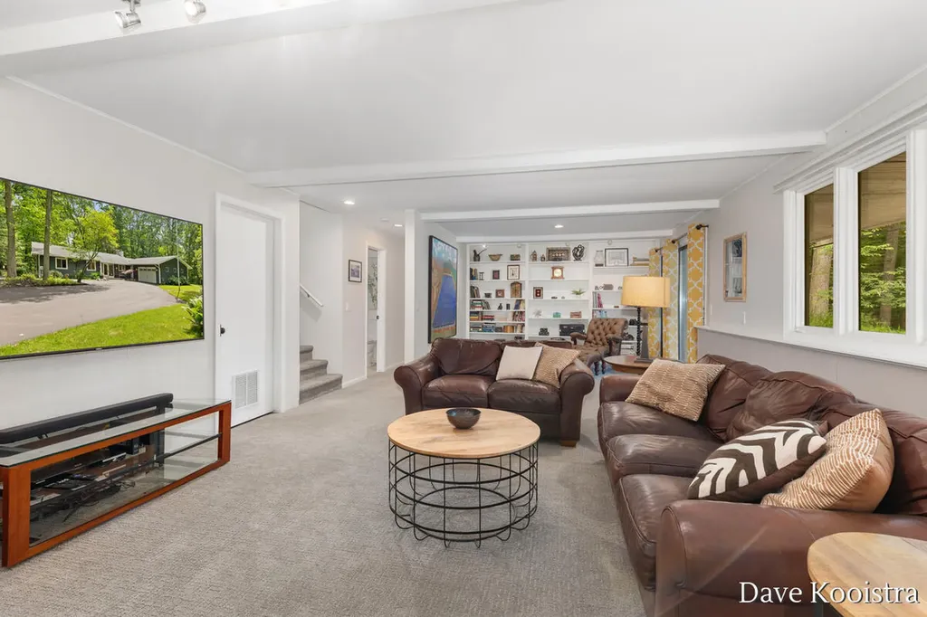 2480 Burton Woods Court SE Cascade Charter Township MI 49546