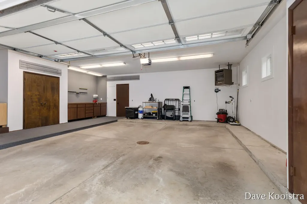 2480 Burton Woods Court SE Cascade Charter Township MI 49546