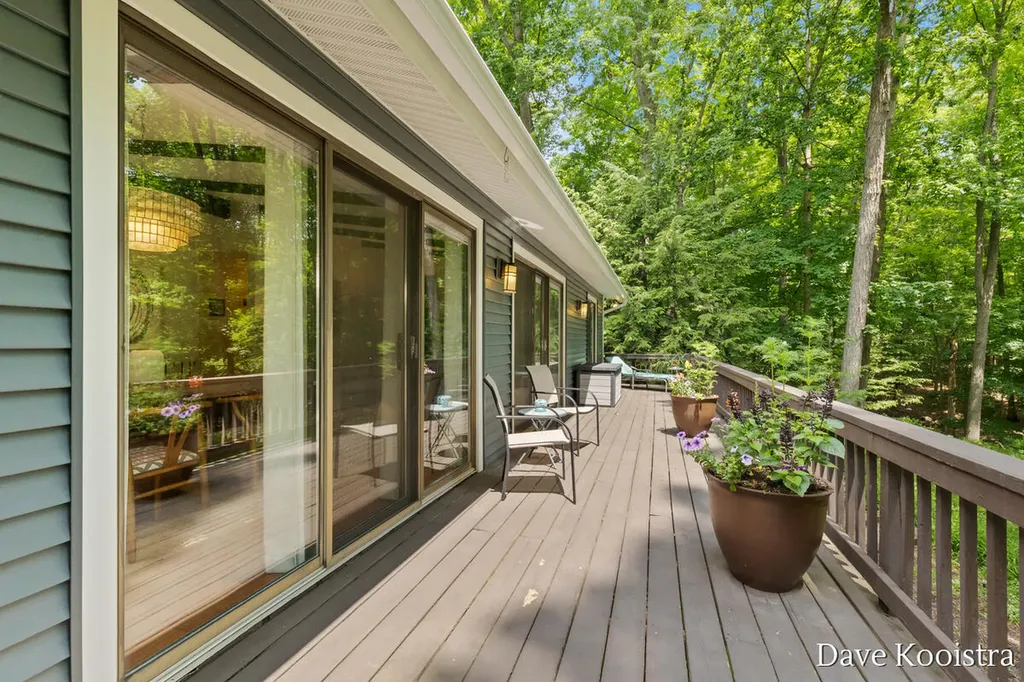 2480 Burton Woods Court SE Cascade Charter Township MI 49546