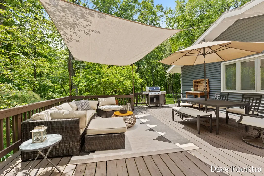 2480 Burton Woods Court SE Cascade Charter Township MI 49546